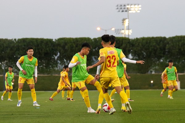 U23 Việt Nam tập luyện chuẩn bị cho trận đấu với U23 Iraq - Anh 2