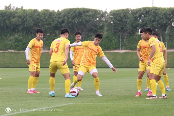 U23 Việt Nam tập luyện chuẩn bị cho trận đấu với U23 Kyrgyzstan - Anh 2
