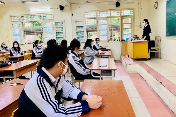 Hà Nội chuẩn bị tập dượt cho học sinh trước kỳ thi tốt nghiệp THPT năm 2023 - Anh 1