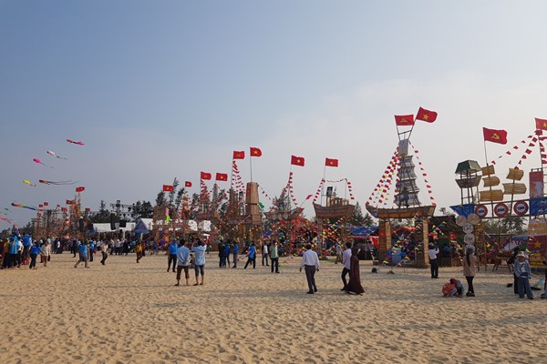 Quảng Nam: Khai hội Văn hóa - Thể thao miền biển huyện Thăng Bình - Anh 2