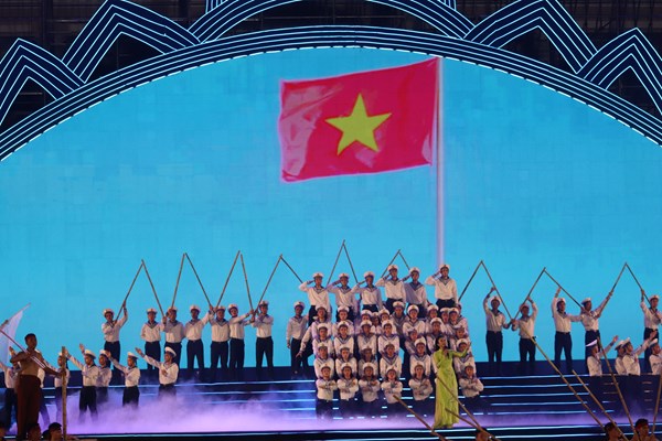 Kỷ niệm 370 năm xây dựng và phát triển tỉnh Khánh Hòa - Anh 6