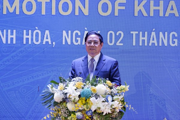 Thủ tướng Phạm Minh Chính: Khánh Hòa phát triển trở thành trung tâm dịch vụ, du lịch biển quốc tế - Anh 1