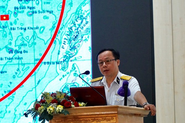 Học viện Hải quân tuyên truyền về biển, đảo tại huyện Diên Khánh - Anh 2