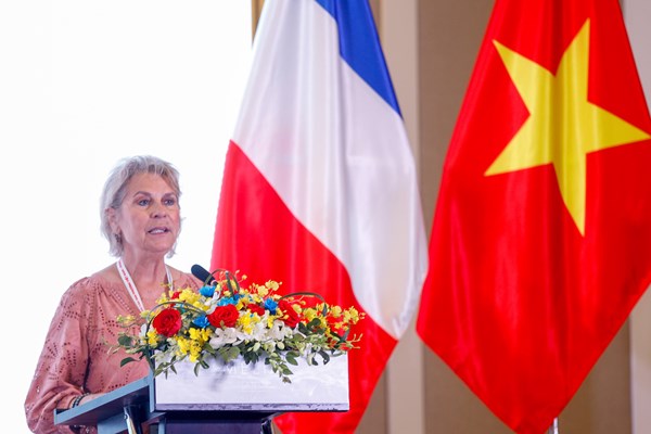 Tăng cường hợp tác về văn hóa, di sản và du lịch giữa các địa phương của Việt Nam và Pháp - Anh 4