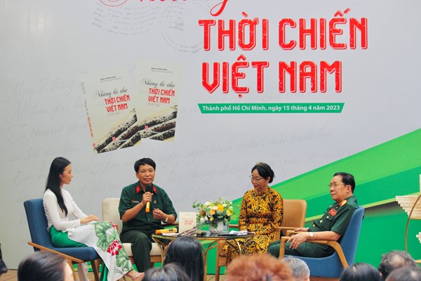 Giới thiệu sách “Những lá thư thời chiến Việt Nam” - Anh 2