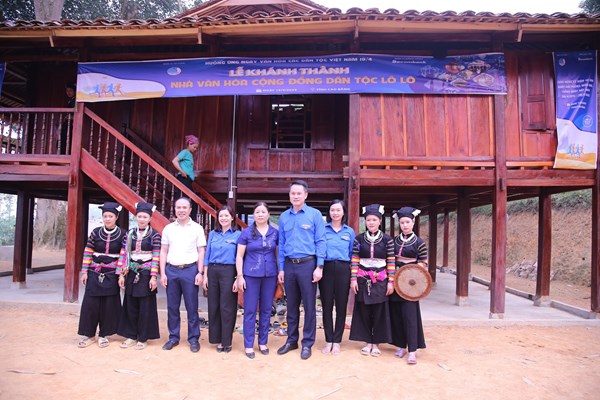 Khánh thành Nhà văn hóa cộng đồng đồng bào dân tộc Lô Lô tại Cao Bằng - Anh 1