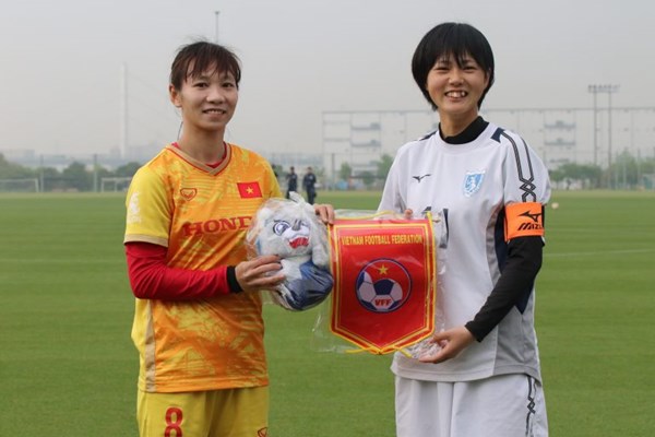 Tuyển nữ Việt Nam thắng trận giao hữu đầu tiên trong chuyến tập huấn Nhật Bản - Anh 1