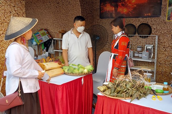 Ấn tượng Festival Khèn Mông và Lễ hội Văn hóa Ẩm thực ba miền tại Hà Giang - Anh 5