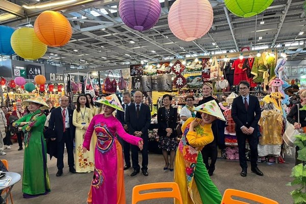 Việt Nam tham dự Hội chợ Paris 2023 - Anh 2