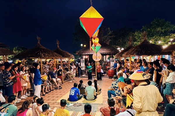 Các điểm đến ở Quảng Nam thu hút khách dịp lễ - Anh 2