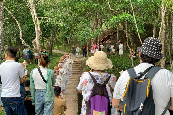 Các điểm đến ở Quảng Nam thu hút khách dịp lễ - Anh 7