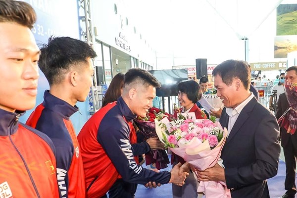 Đoàn Thể thao Việt Nam lên đường dự SEA Games 32: Quyết tâm thi đấu vì niềm tự hào Việt Nam - Anh 2