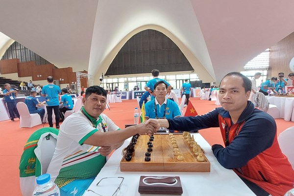 SEA Games 32: Cờ Ouk Chaktrang Việt Nam tiếp tục thi đấu thành công - Anh 2