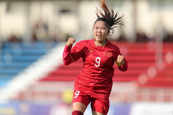 Tuyển nữ Việt Nam giành 3 điểm khó khăn trước Myanmar - Anh 1