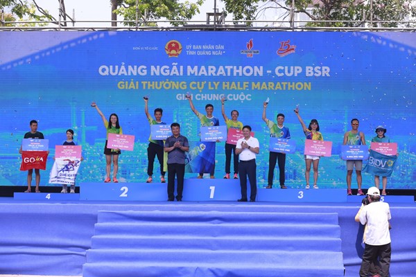 Sôi nổi giải Marathon Quảng Ngãi - Cup BSR 2023 - Anh 4
