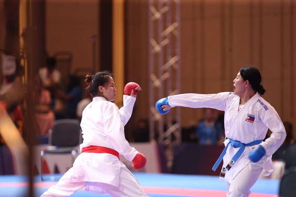 SEA Games 32: Karate Việt Nam giành liên tiếp 2 HCV - Anh 1