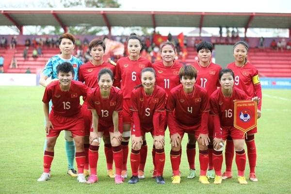 Thua Philippines, tuyển nữ Việt Nam vẫn vào bán kết SEA Games 32 - Anh 1
