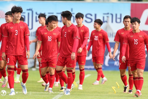 Các cầu thủ U22 Việt Nam đặt quyết tâm cao trong trận đấu với U22 Thái Lan - Anh 2