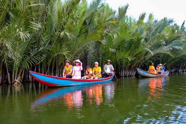 Rừng dừa nước Tịnh Khê trở thành điểm đến du lịch hấp dẫn - Anh 1