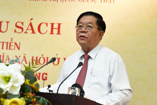 Ra mắt sách của Tổng Bí thư Nguyễn Phú Trọng bằng 7 ngoại ngữ - Anh 2