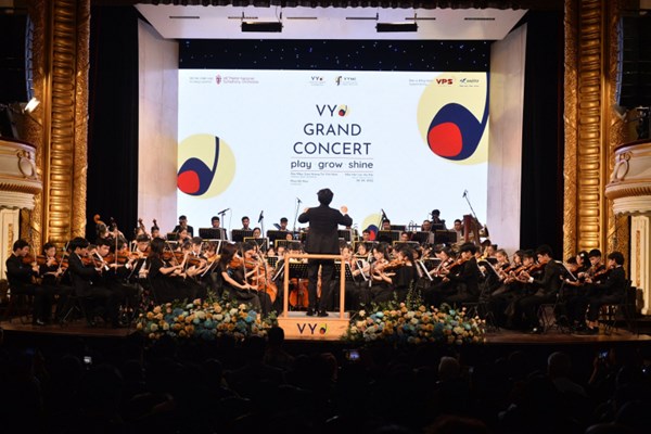 Dàn nhạc Giao hưởng trẻ Việt Nam tổ chức hòa nhạc từ thiện - Anh 2
