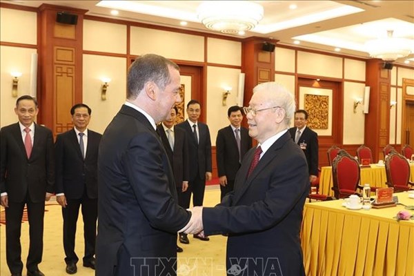 Tổng Bí thư Nguyễn Phú Trọng hội đàm với Chủ tịch Đảng Nước Nga Thống nhất Dmitry Medvedev - Anh 1