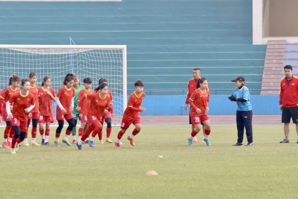 U20 nữ Việt Nam chuẩn thi đấu vòng loại châu Á ở Phú Thọ - Anh 1