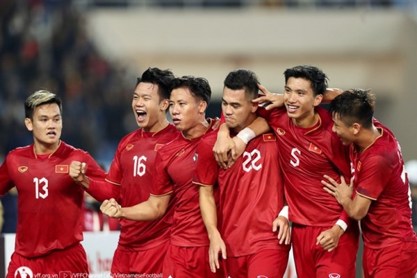 Tuyển Việt Nam đá 2 trận giao hữu trong tháng 6 - Anh 1