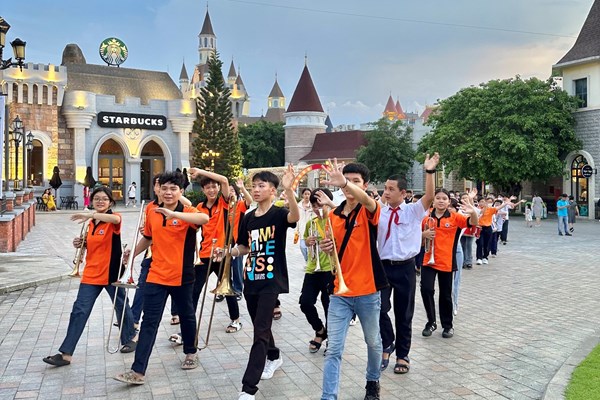 Hé lộ không khí “Tuần lễ quốc tế thiếu nhi” siêu hoành tráng tại VinWonders Nha Trang - Anh 1