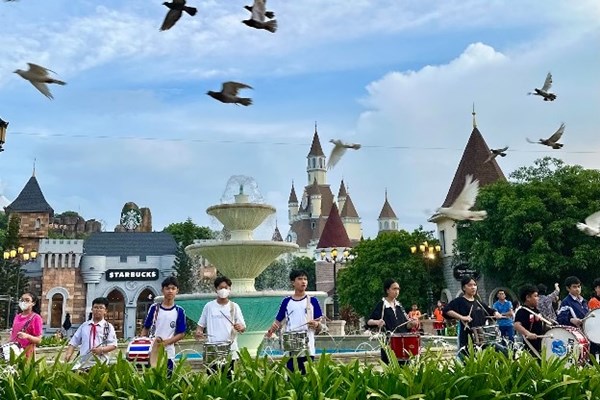 Hé lộ không khí “Tuần lễ quốc tế thiếu nhi” siêu hoành tráng tại VinWonders Nha Trang - Anh 3