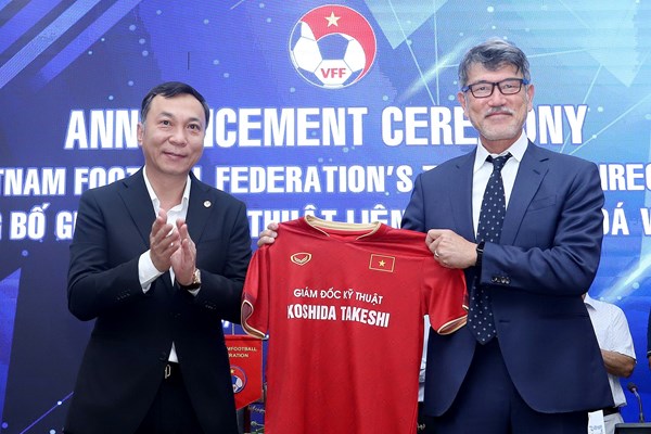 Ông Koshida Takeshi trở thành Giám đốc kỹ thuật Liên đoàn Bóng đá Việt Nam - Anh 2