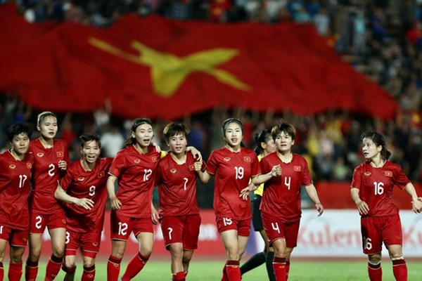 Ban Huấn luyện và Đội tuyển bóng đá nữ quốc gia sẽ được vinh danh tại chương trình Vinh quang Việt Nam - Anh 2