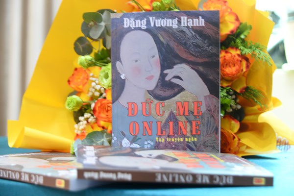 Lễ tiếp nhận “Hồ sơ Di sản chiến tranh Việt Nam” và ra mắt tập truyện ngắn “Đức Mẹ Online” - Anh 3