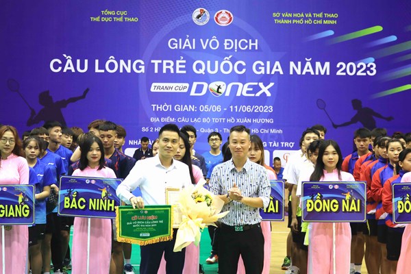 Khởi tranh Giải cầu lông trẻ quốc gia 2023 - Anh 3