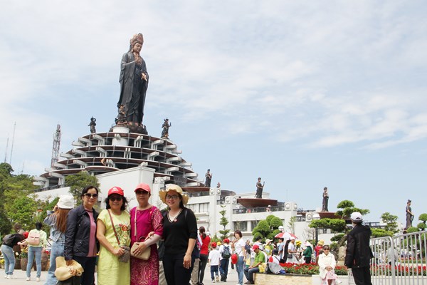 Đông Nam Bộ: Chưa phát huy được giá trị văn hóa, lịch sử để phát triển du lịch - Anh 1