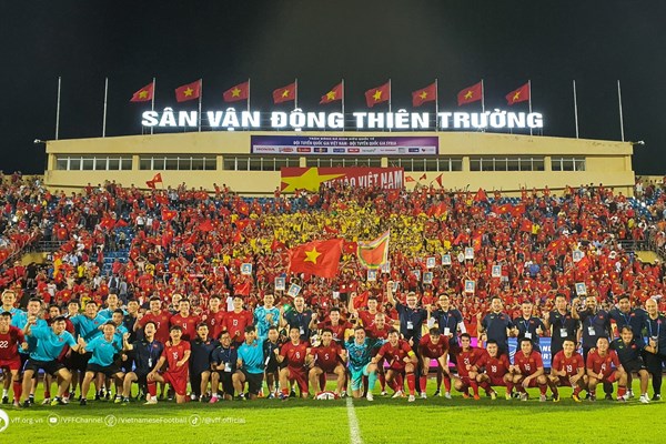 Hào khí Thiên Trường và chiến thắng đẹp của đội tuyển Việt Nam - Anh 2