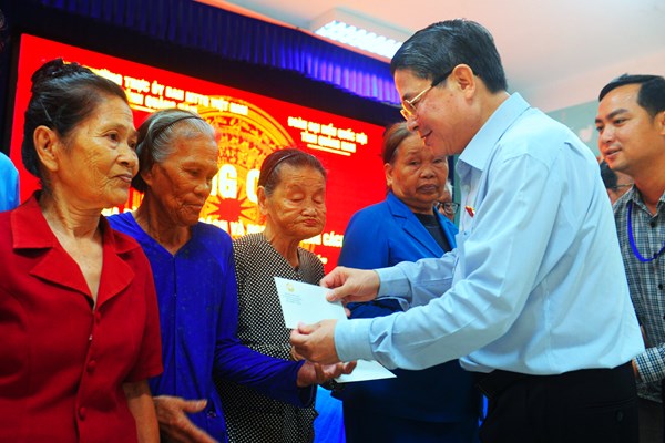 Phó Chủ tịch Quốc hội Nguyễn Đức Hải tiếp xúc cử tri đảo Cù Lao Chàm- Hội An - Anh 4