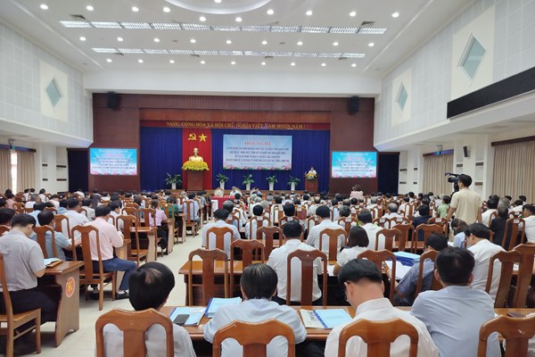 Quảng Nam: Tuyên dương 97 gia đình văn hóa xuất sắc tiêu biểu - Anh 1