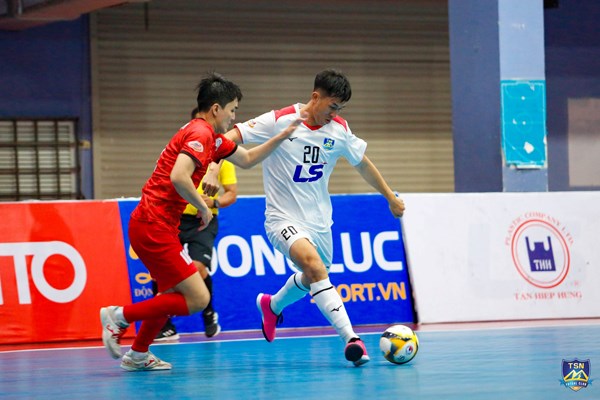 Các đội bóng mạnh toàn thắng trong ngày khai màn lượt về giải Futsal VĐQG - Anh 2