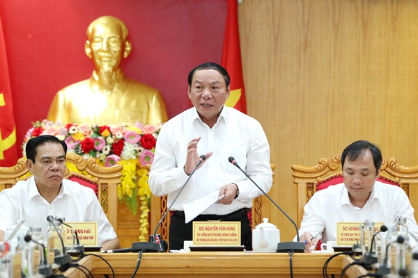 Bộ trưởng Nguyễn Văn Hùng​​​​​​​: Từ văn hóa, bằng văn hóa để khơi dậy ý chí, đánh thức tiềm năng phát triển - Anh 1