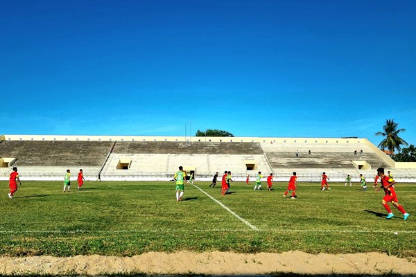 Khai mạc Giải bóng đá vô địch tỉnh Quảng Ngãi - Anh 2