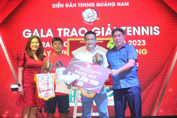 Giải quần vợt Quảng Nam quyên góp 5 ngôi nhà tình thương - Anh 4