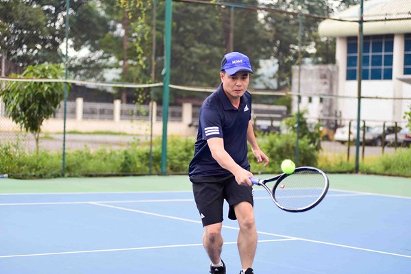 Giải quần vợt Quảng Nam quyên góp 5 ngôi nhà tình thương - Anh 2
