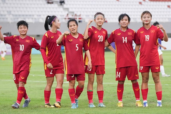 U19 nữ Việt Nam ngược dòng vào chung kết giải Đông Nam Á - Anh 2