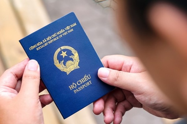 Tiếp tục đề nghị đơn giản thủ tục hoặc miễn thị thực cho công dân Việt Nam - Anh 1