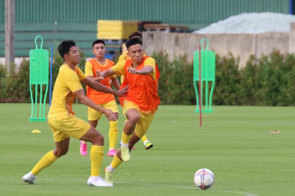 U23 Việt Nam đá giao hữu với Bahrain trước thềm giải Đông Nam Á - Anh 1