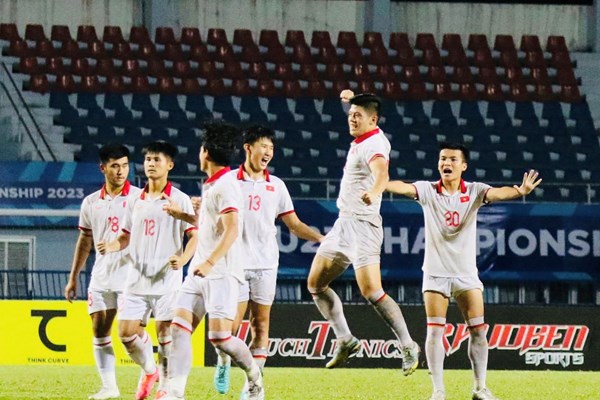 Đánh bại Indonesia, U23 Việt Nam lần thứ hai vô địch Đông Nam Á - Anh 3