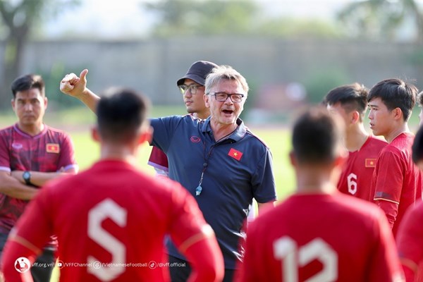 HLV Philippe Troussier triệu tập 10 cầu thủ vô địch giải U23 Đông Nam Á - Anh 1