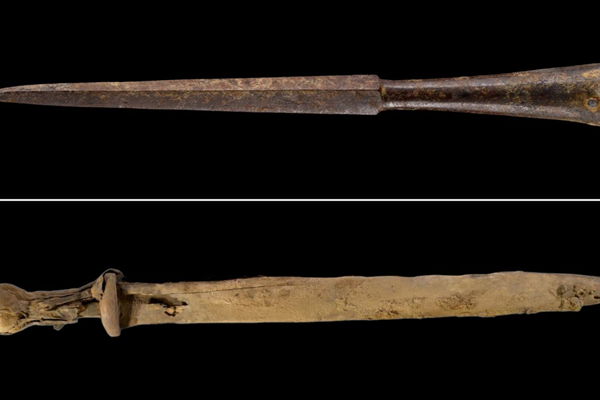 Phát hiện bốn thanh kiếm La Mã 1.900 năm tuổi tại Israel - Anh 2