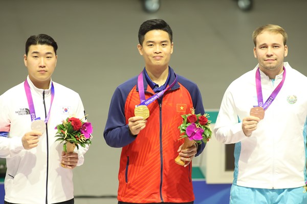 Phạm Quang Huy giành HCV đầu tiên cho Việt Nam tại  Asian Games19: Sự kế thừa xứng đáng - Anh 1
